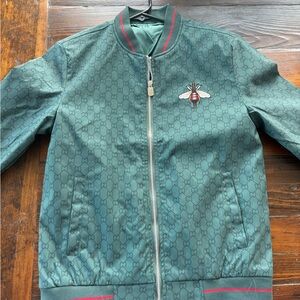 Green Bomber Jacket with Bee Embroidery XL
